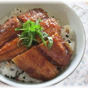 早い！缶詰めで美味しい混ぜご飯♪（さんま蒲焼）